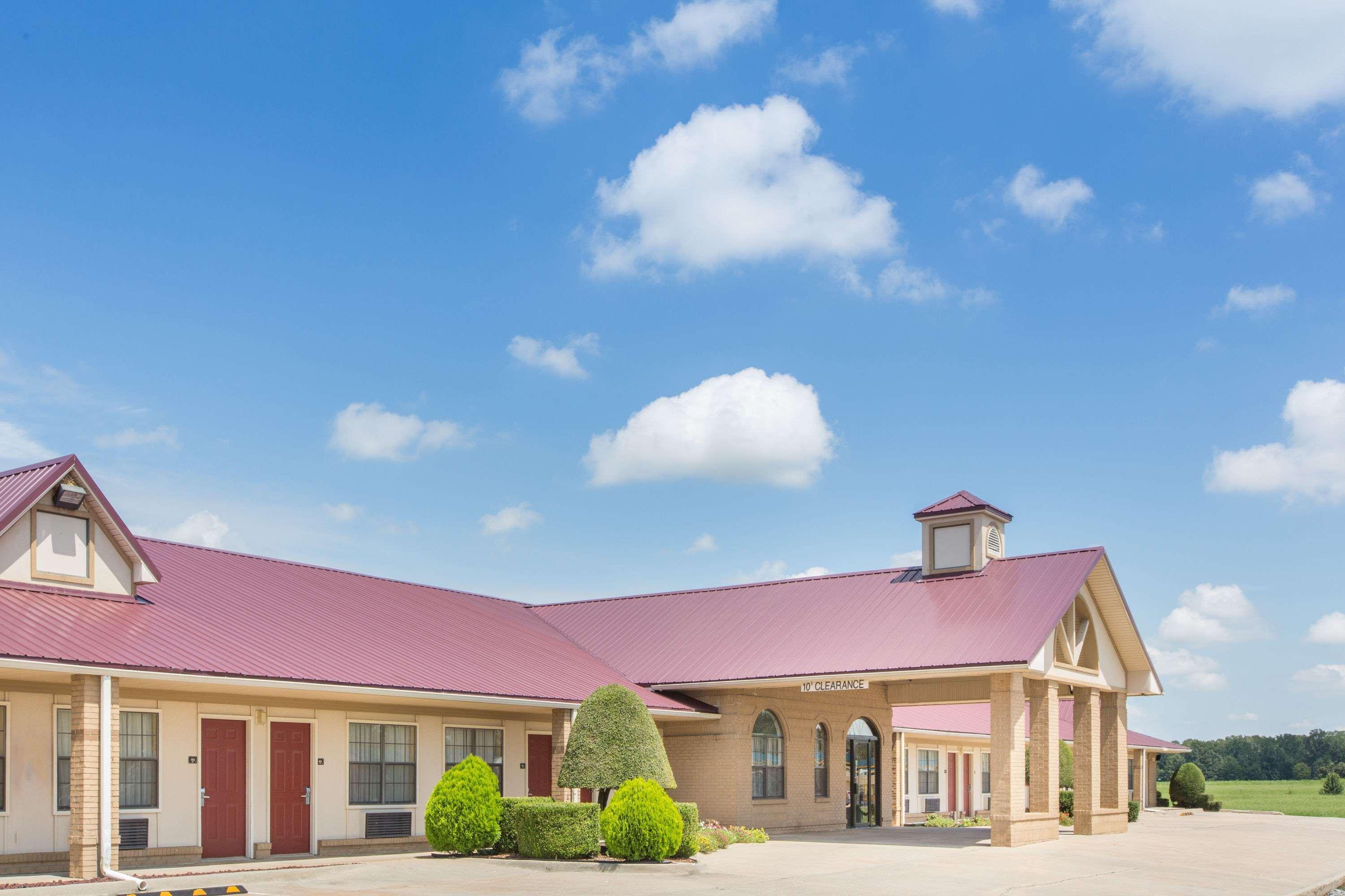 Days Inn By Wyndham Lonoke Buitenkant foto