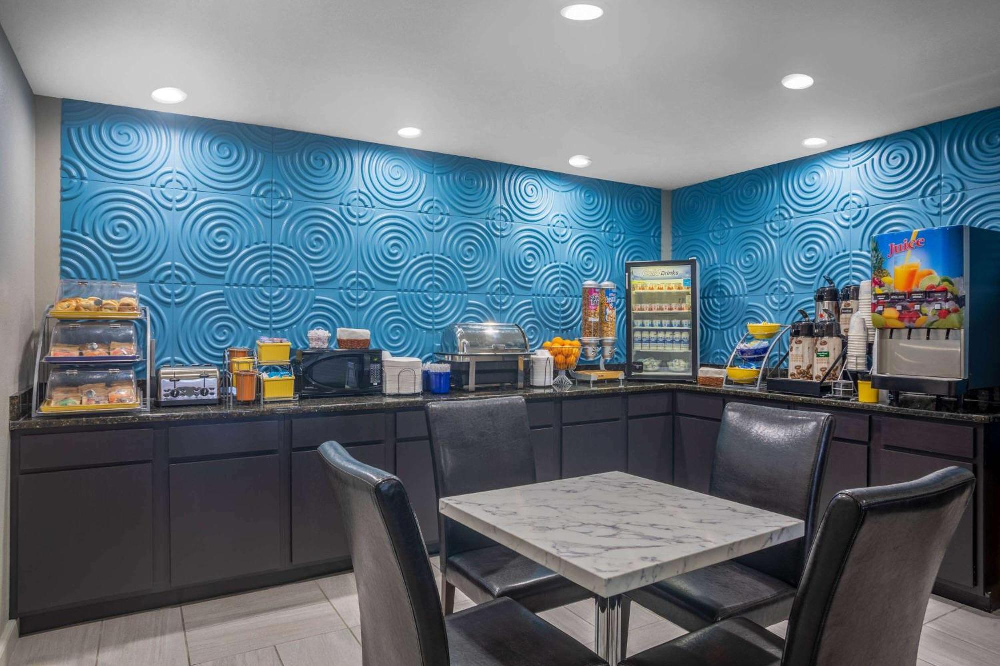Days Inn By Wyndham Lonoke Buitenkant foto